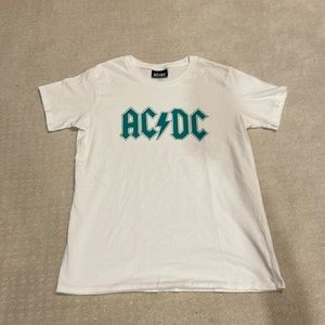White graphic t-shirt
